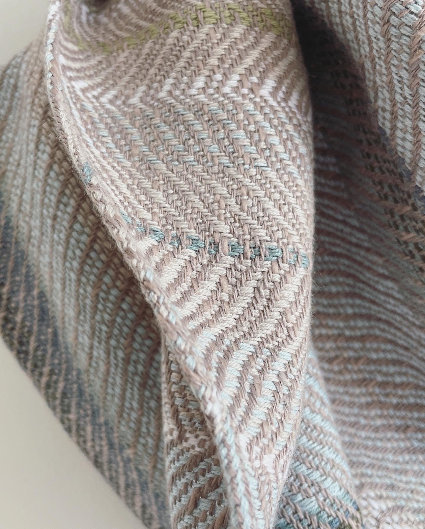 Seaweed Handwoven Cotton Linen Medium Triangle