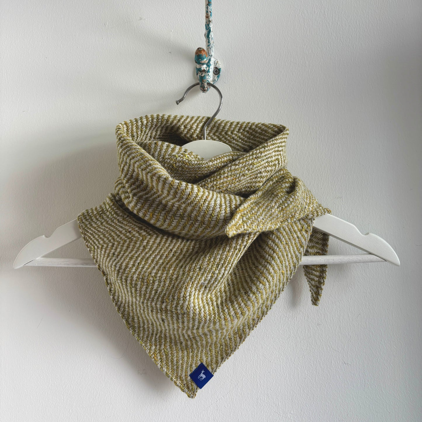 Herringbone fleck medium triangle scarf