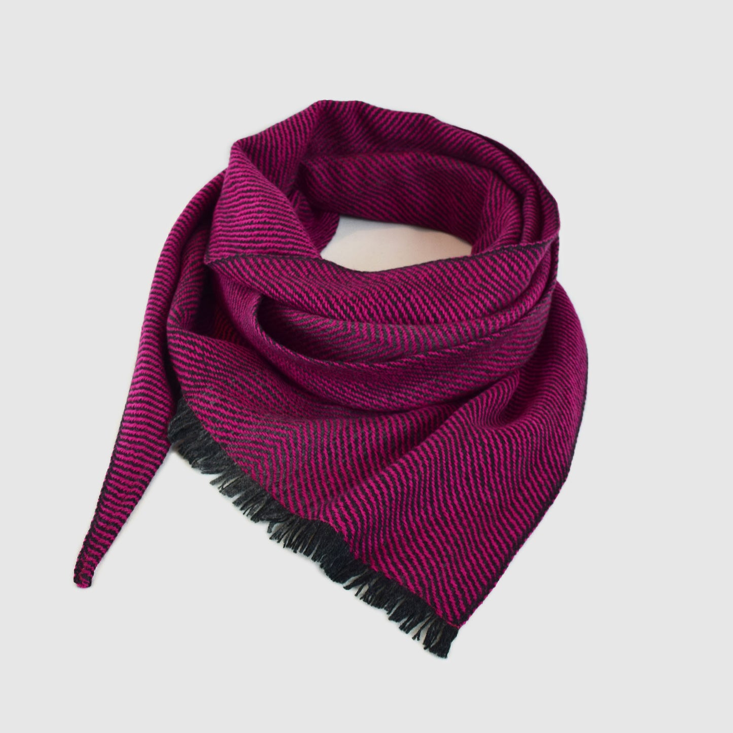 Silky herringbone dark