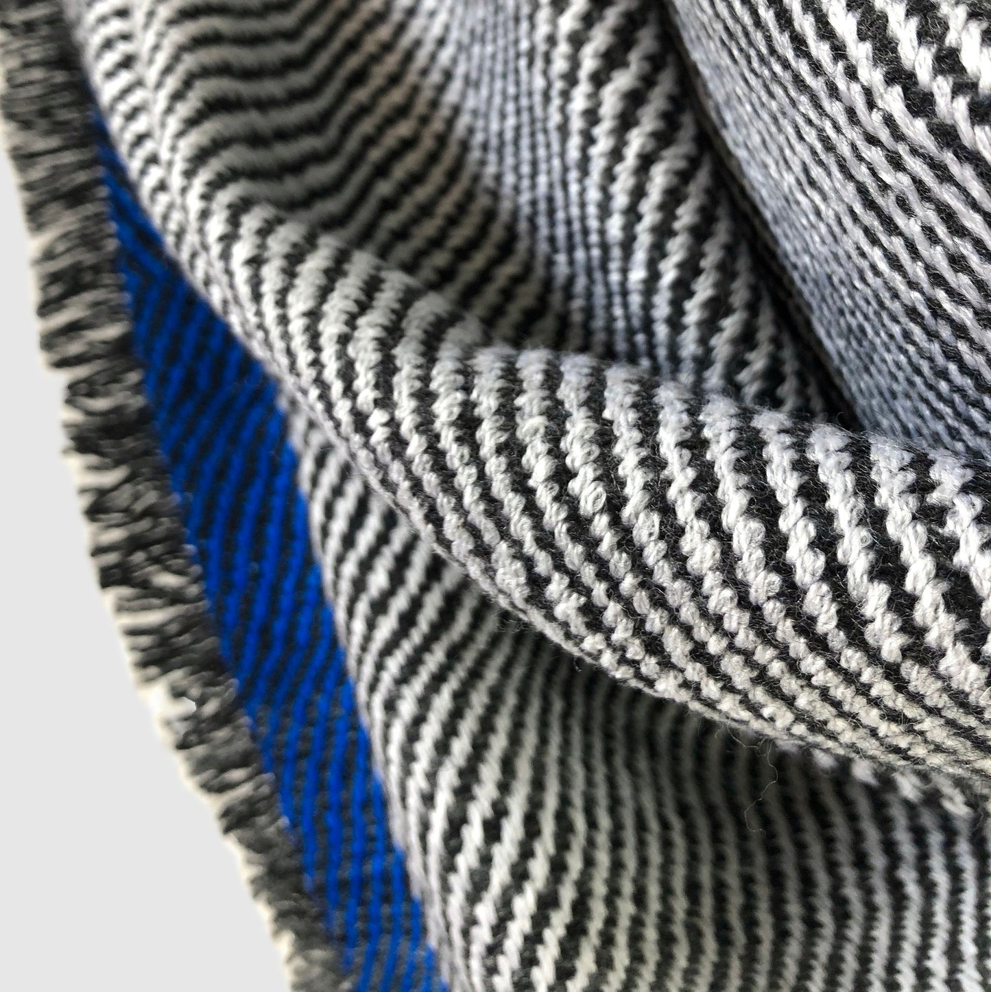 Silky herringbone dark