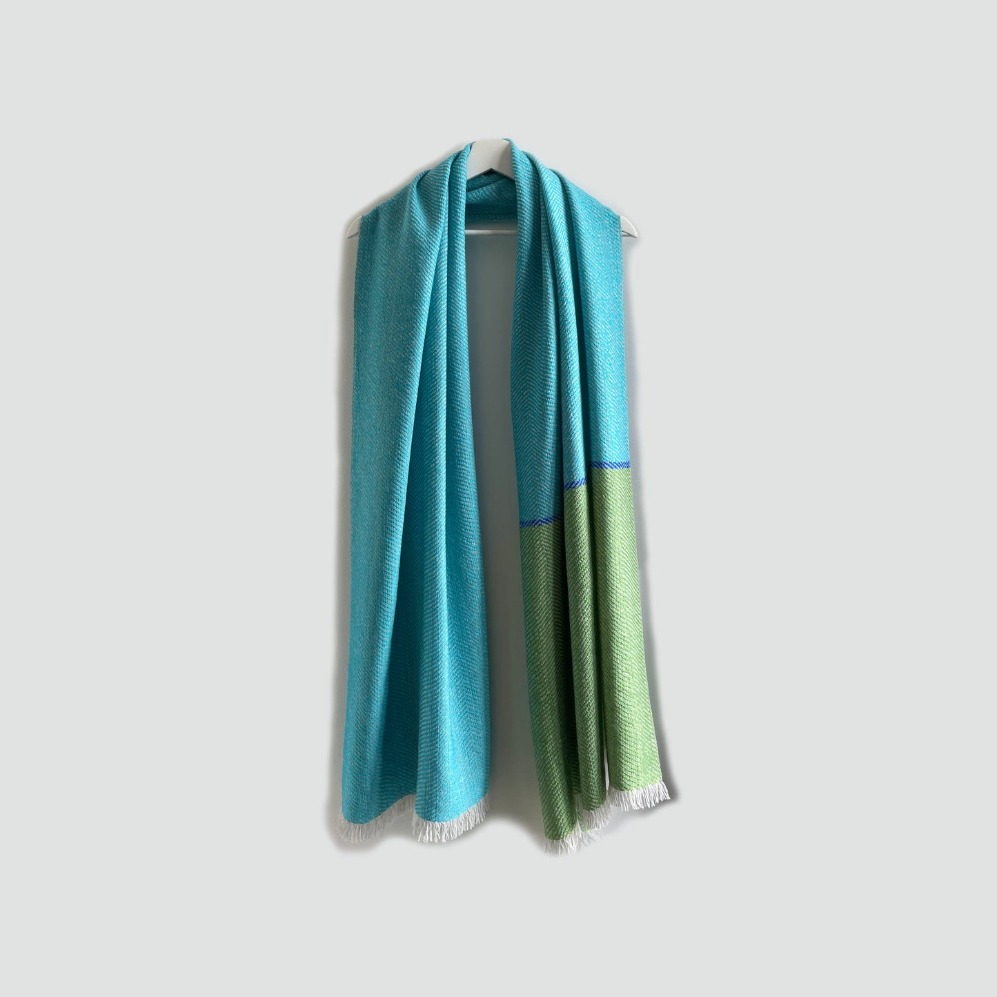 Herringbone silky light