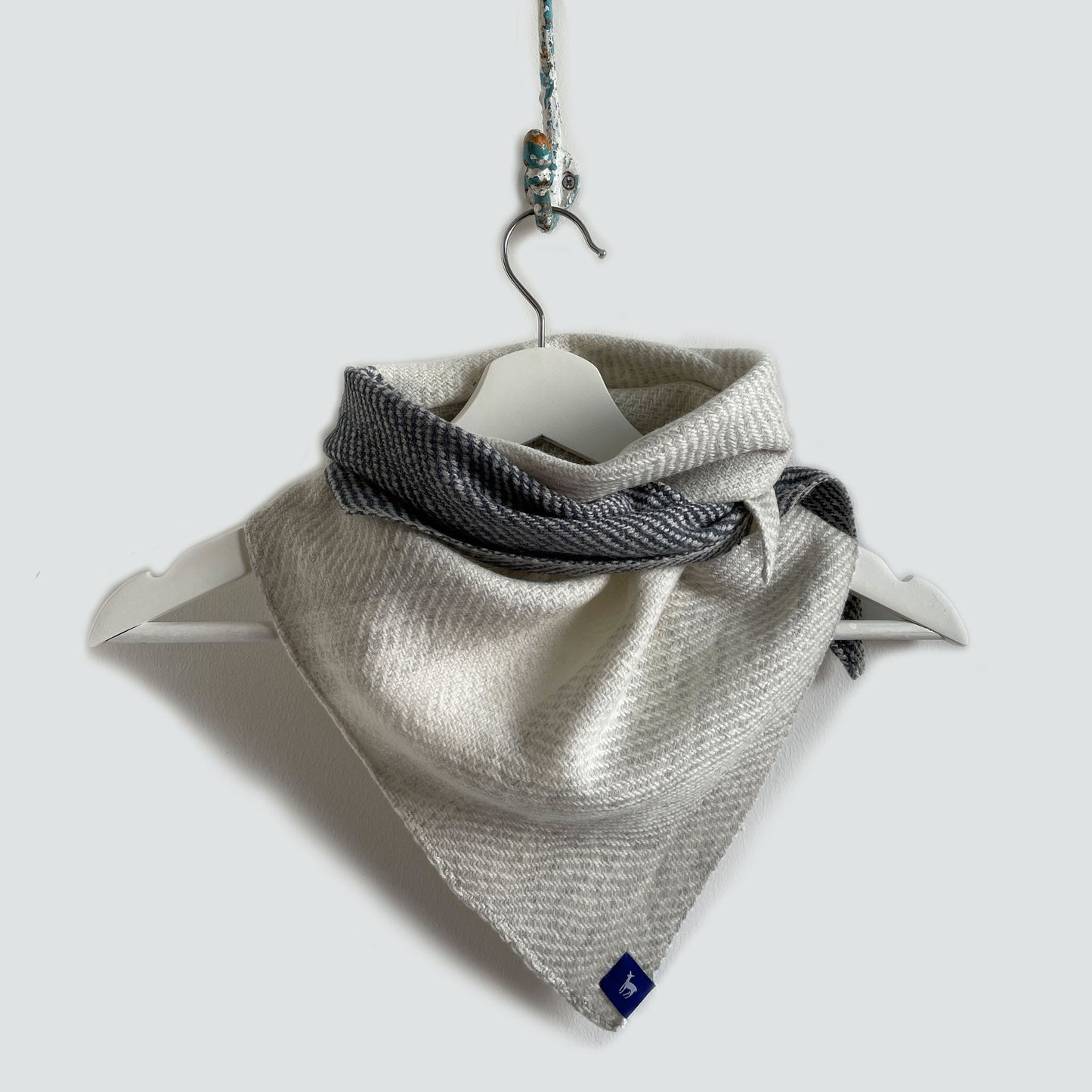 Medium Pure Merino Lambswool Twill Triangle Scarves