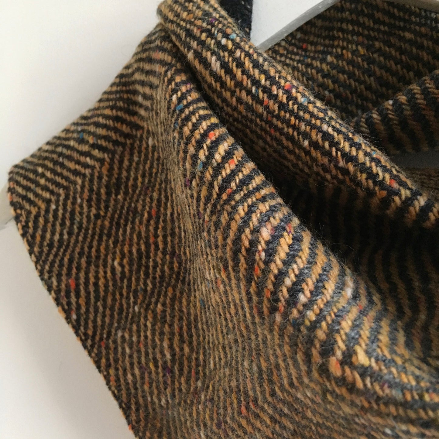 Herringbone fleck medium triangle scarf