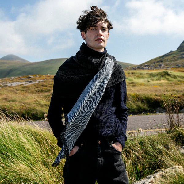 Draíocht ó taobh cnoic -Magic from the Hillside