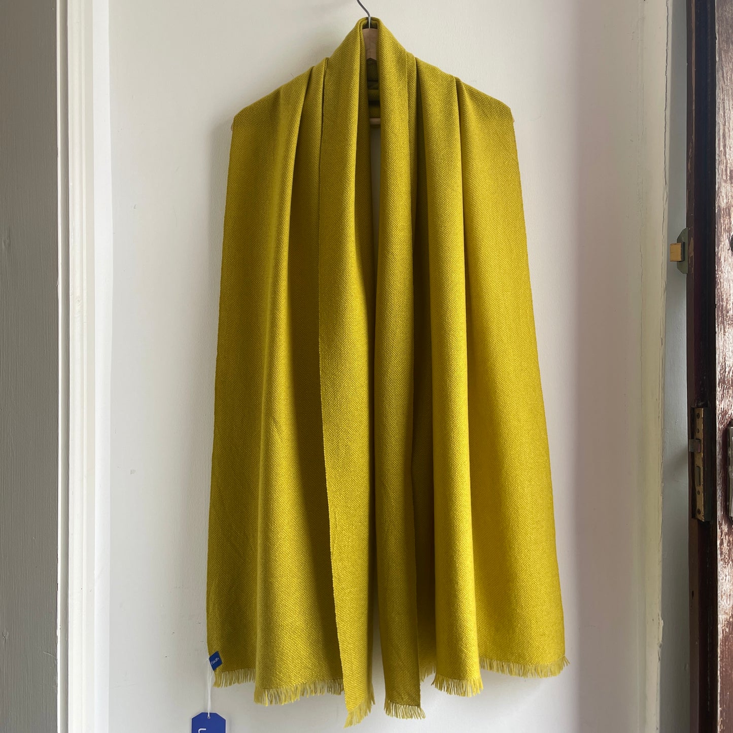 Plain weave silky
