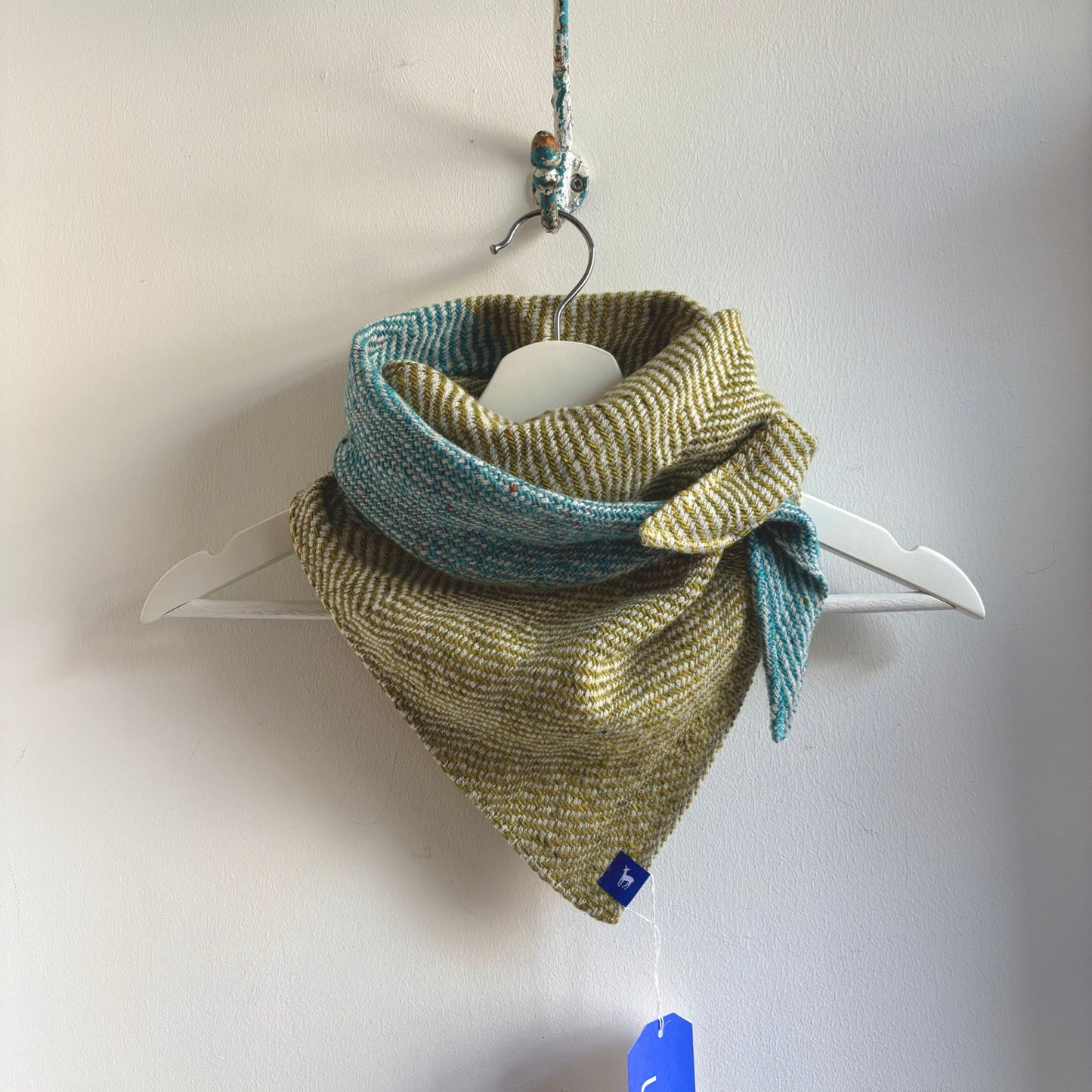 Herringbone fleck medium triangle scarf