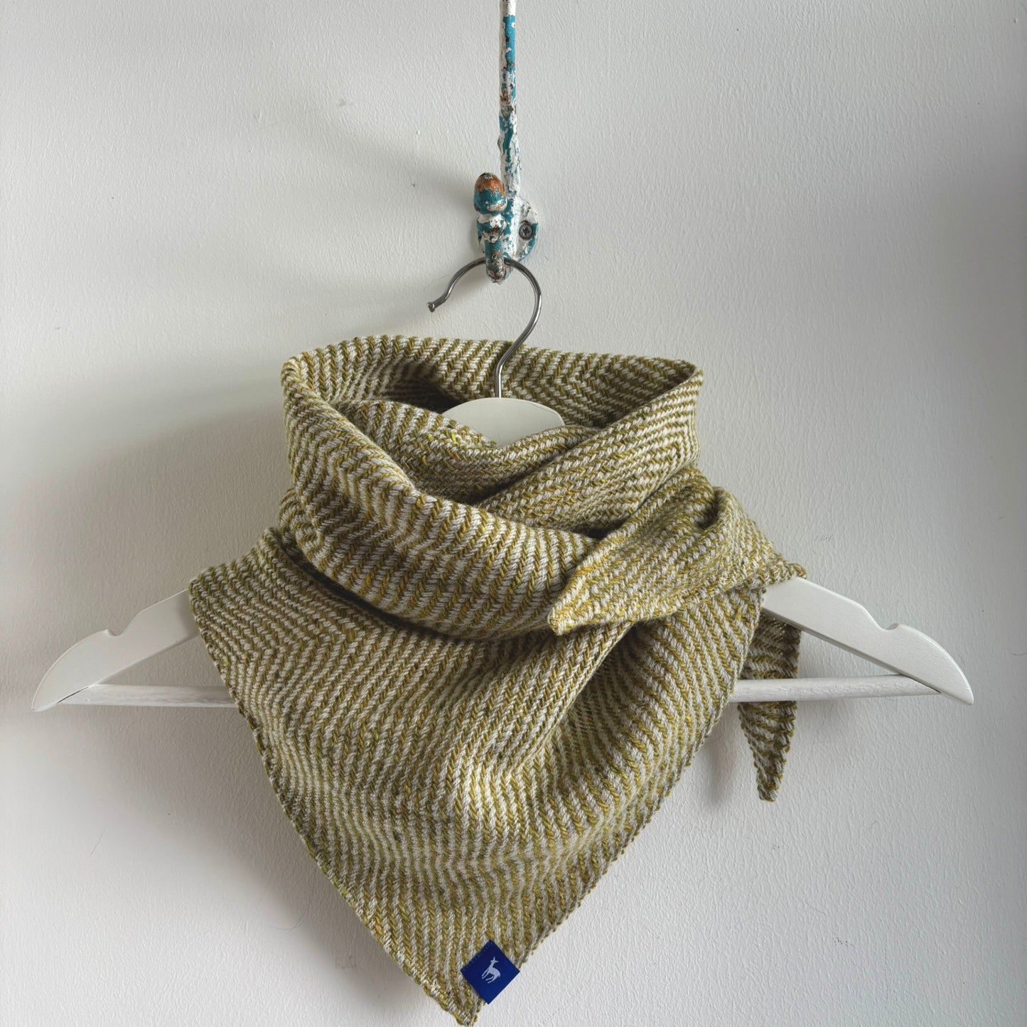 Herringbone fleck medium triangle scarf