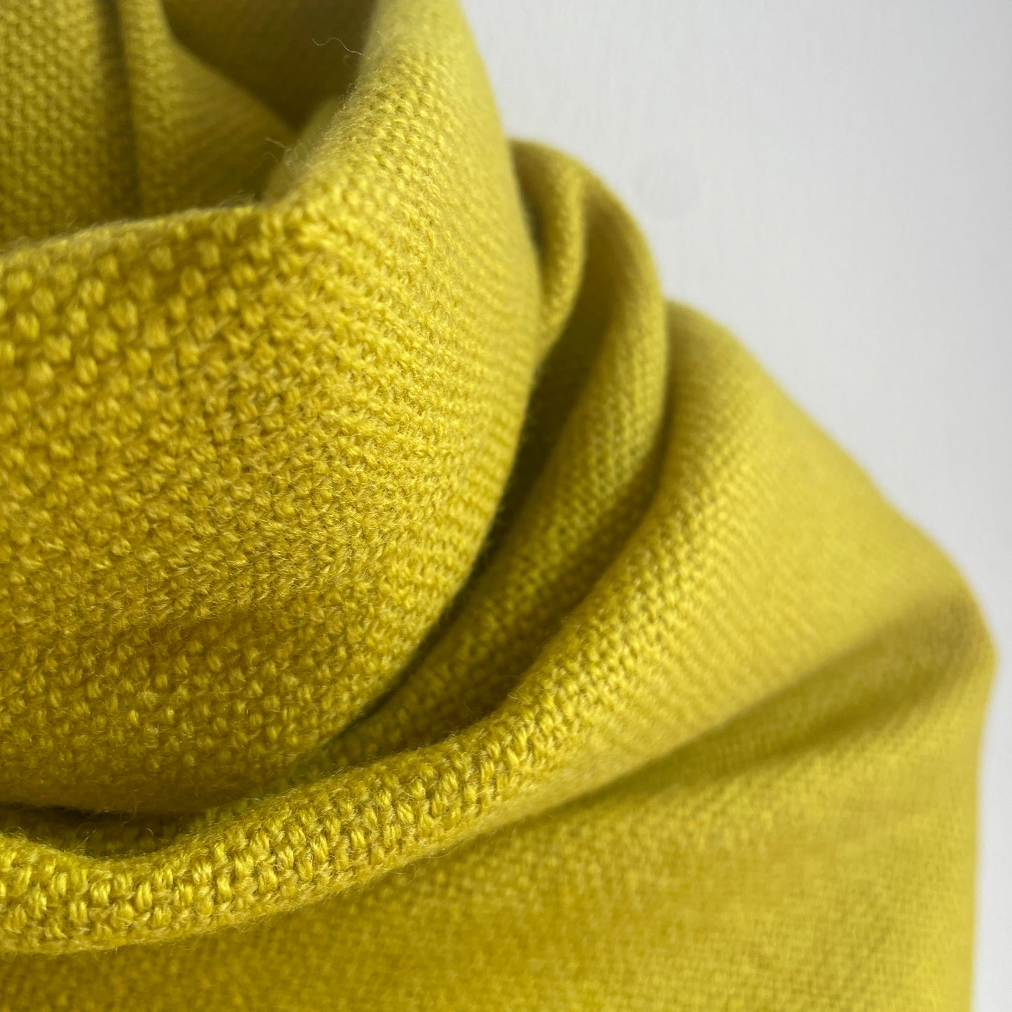 Plain weave silky