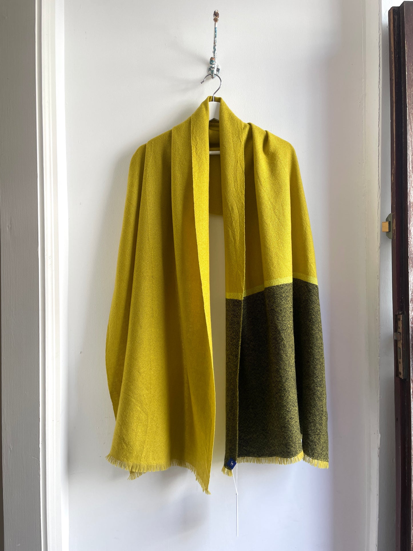 Plain weave silky
