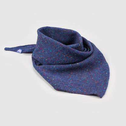 Medium Fleck Plain Weave Triangle Scarves